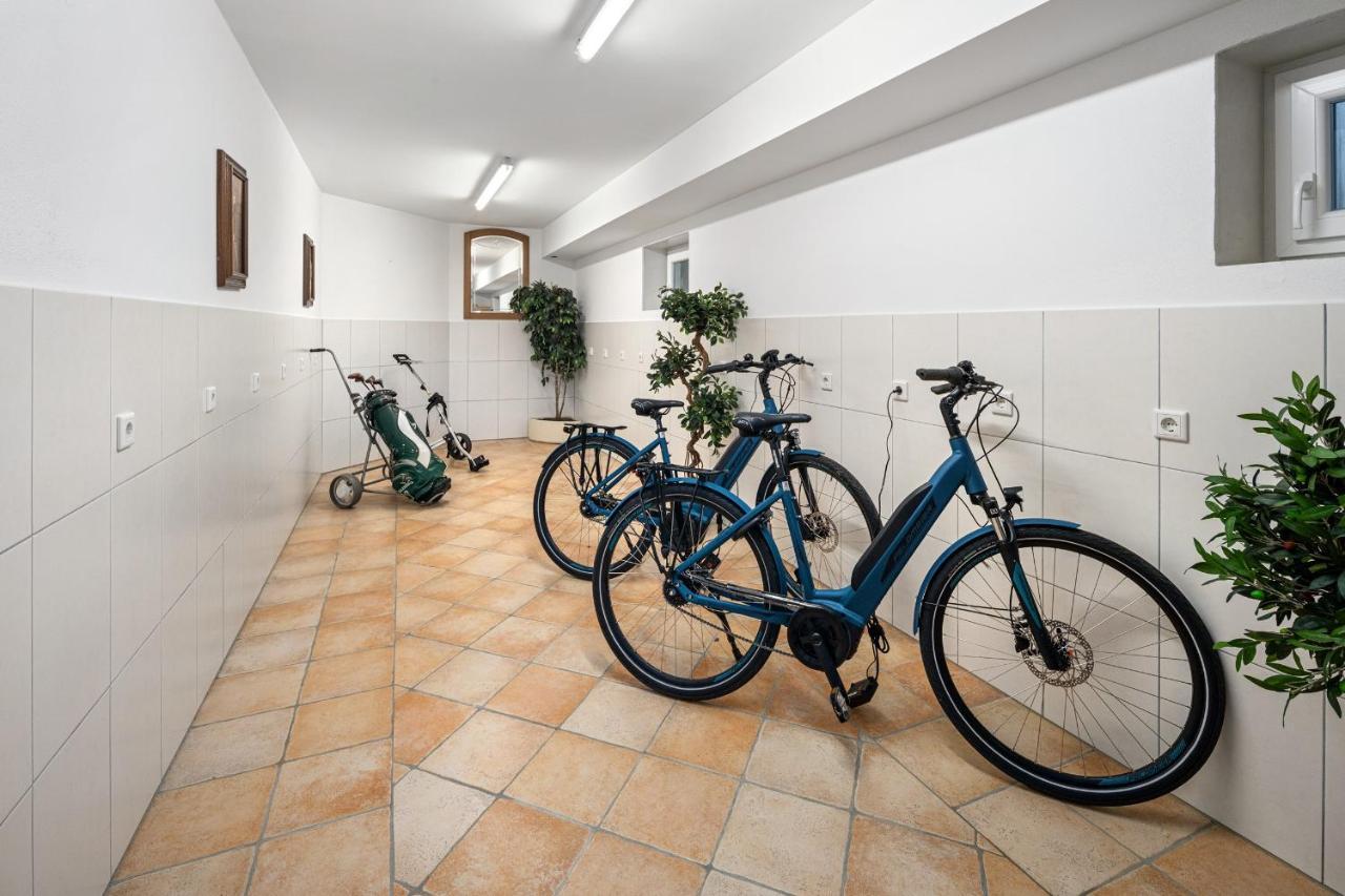 Hotel Preishof Kirchham Εξωτερικό φωτογραφία