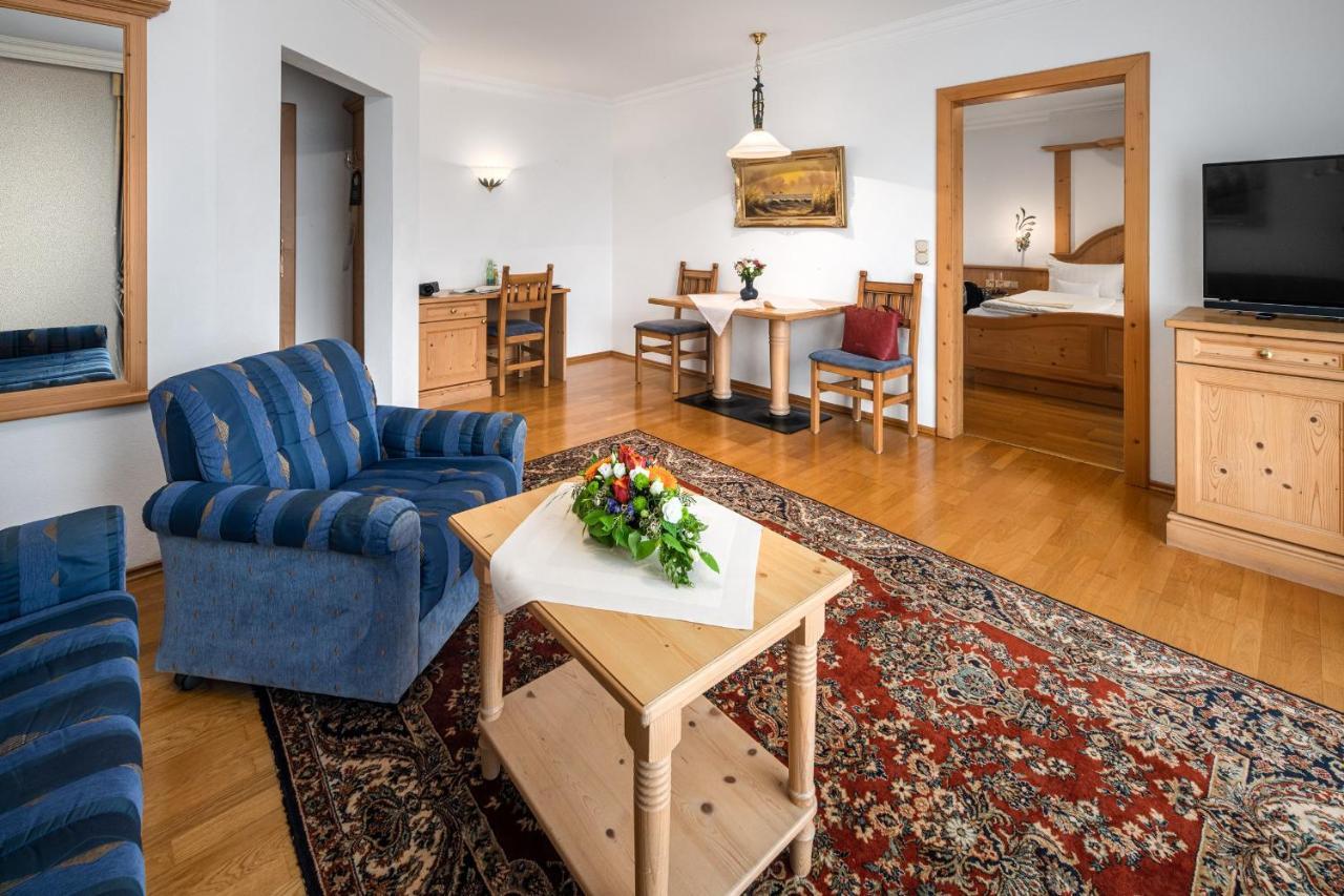 Hotel Preishof Kirchham Εξωτερικό φωτογραφία
