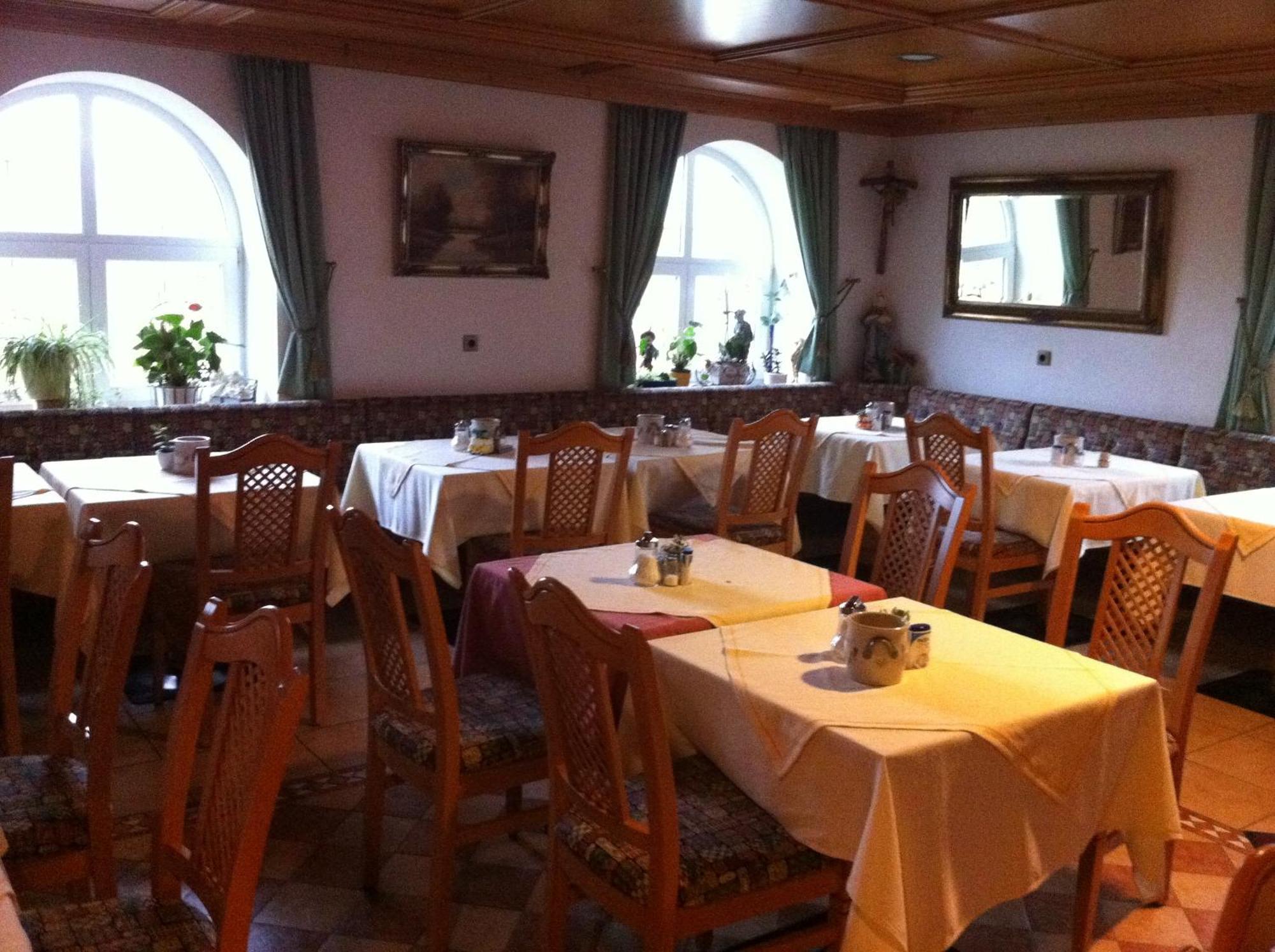 Hotel Preishof Kirchham Εξωτερικό φωτογραφία